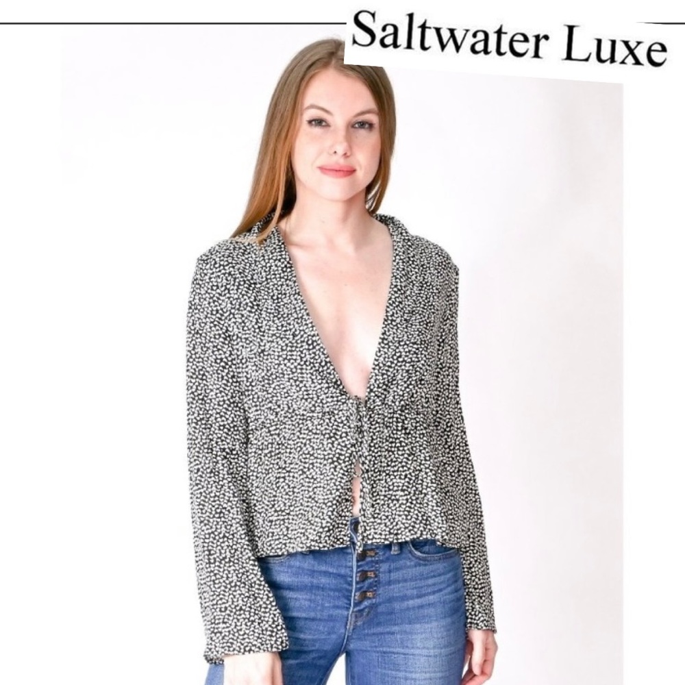 NWOT Salt Water Luxe size Small front tie rayon blouse black/white hearts